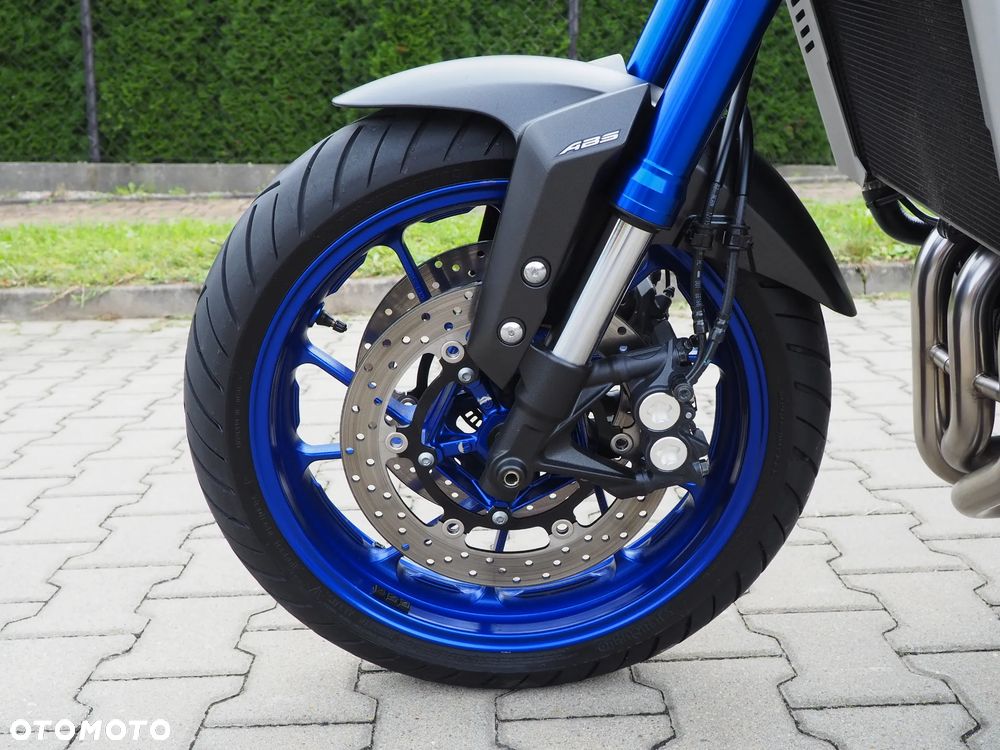 Yamaha MT - 19