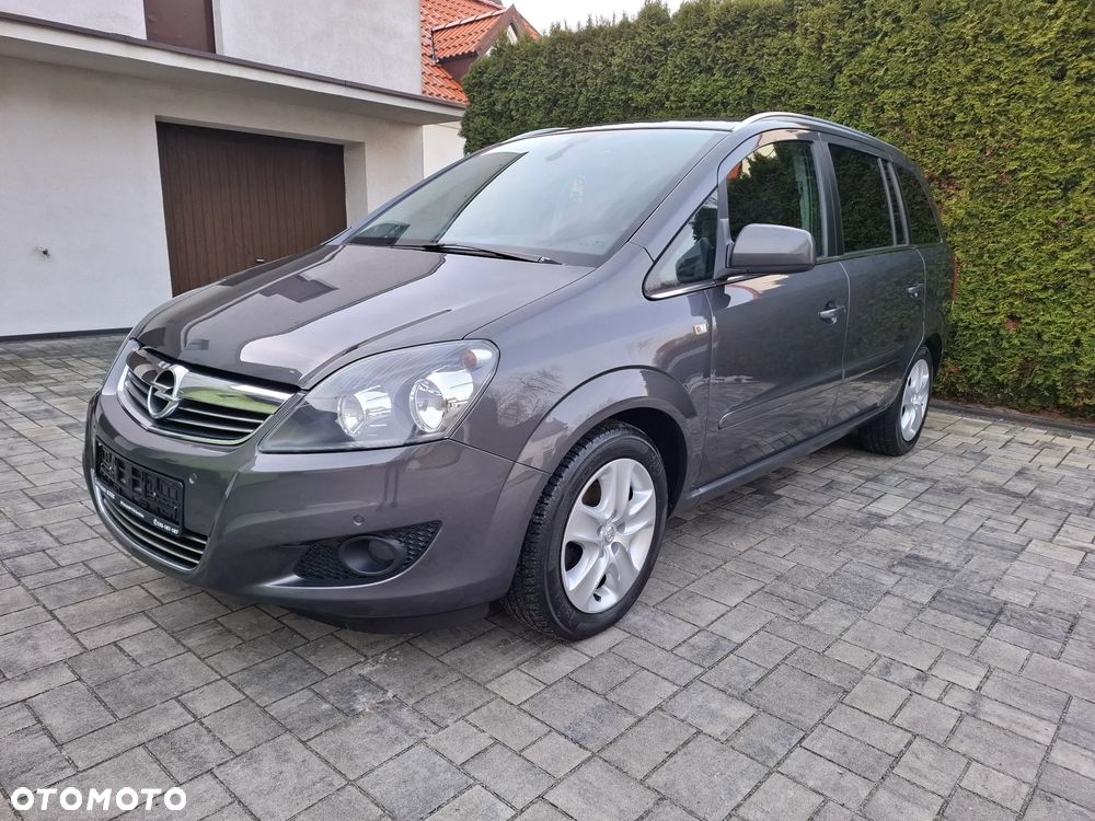 Opel Zafira 1.8 Innovation 110 Jahre - 4
