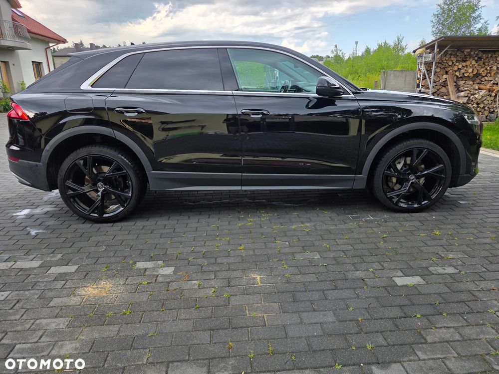 Audi Q8 - 2