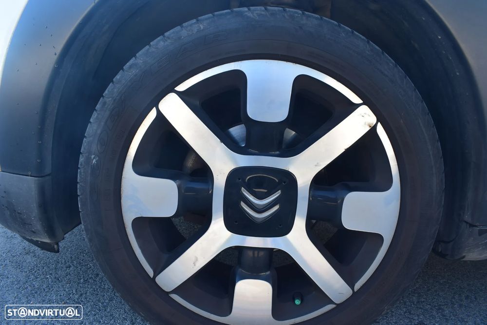 Citroën C4 Cactus 1.2 PureTech Shine - 13