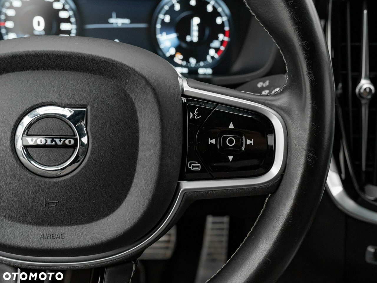 Volvo S60 T6 AWD R-Design - 21