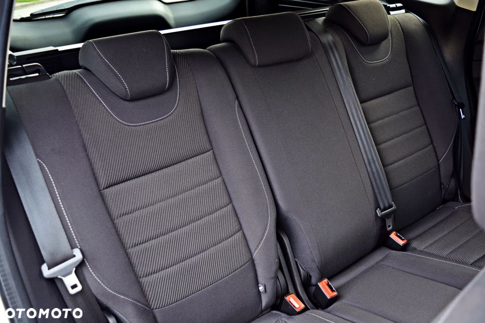 Ford Kuga 1.5 EcoBoost 2x4 Business Edition - 27