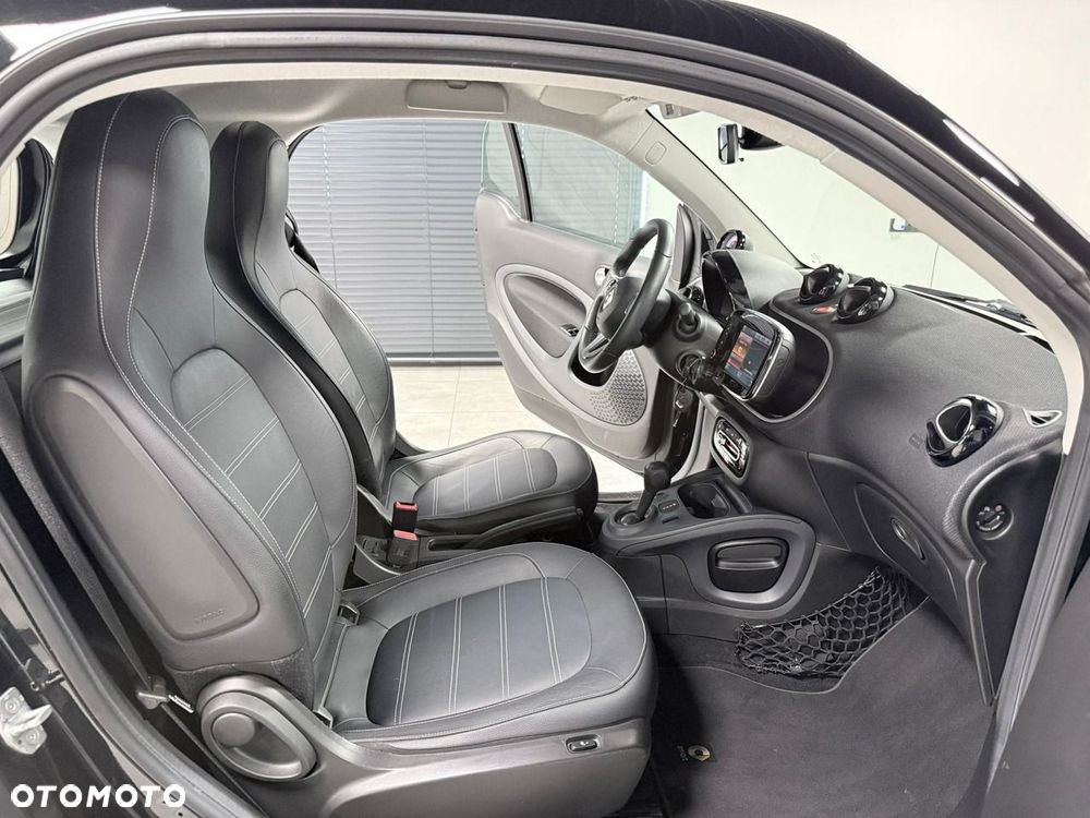Smart Fortwo EQ prime edition nightsky - 39