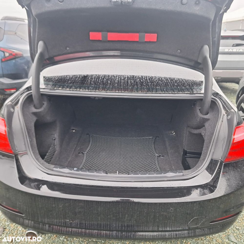 BMW Seria 3 318d Advantage - 10