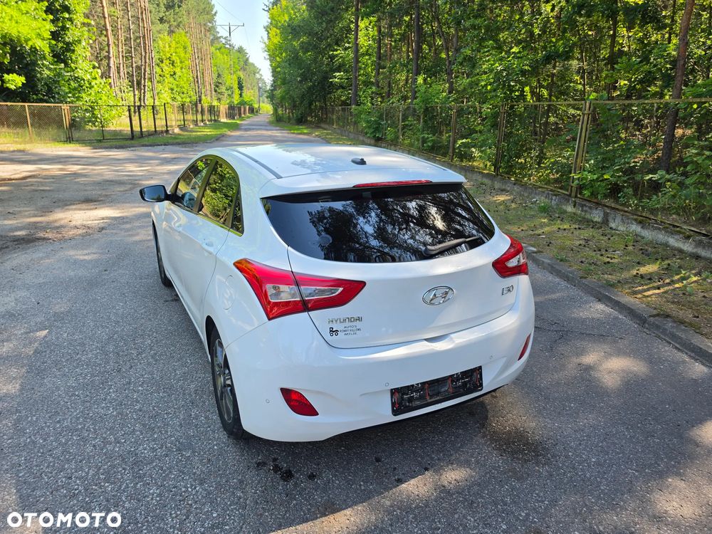 Hyundai i30 1.6 GDI BlueDrive Comfort - 8