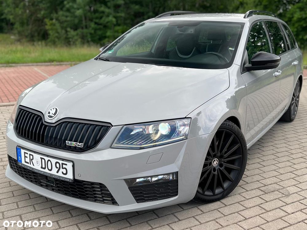 Skoda Octavia 2.0 TDI DSG RS - 1
