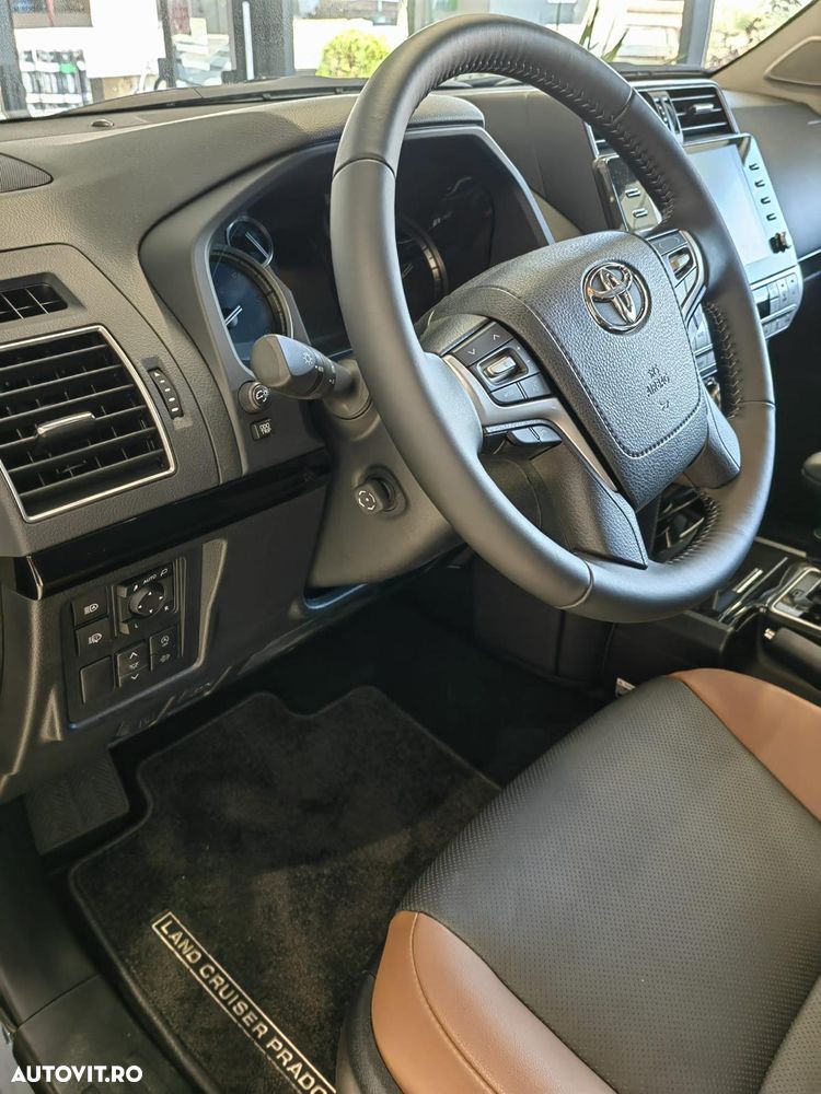 Toyota Land Cruiser 2.8l D-4D 204 CP A/T 7 locuri Luxury AVS Brown - 10