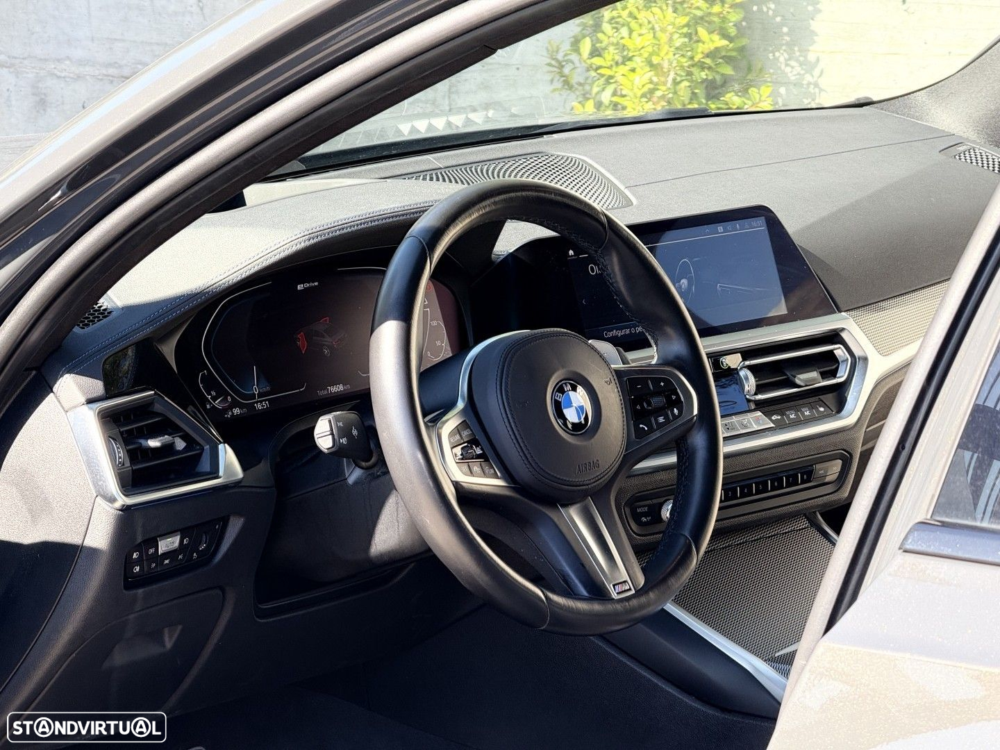 BMW 330 e Pack M Auto - 13
