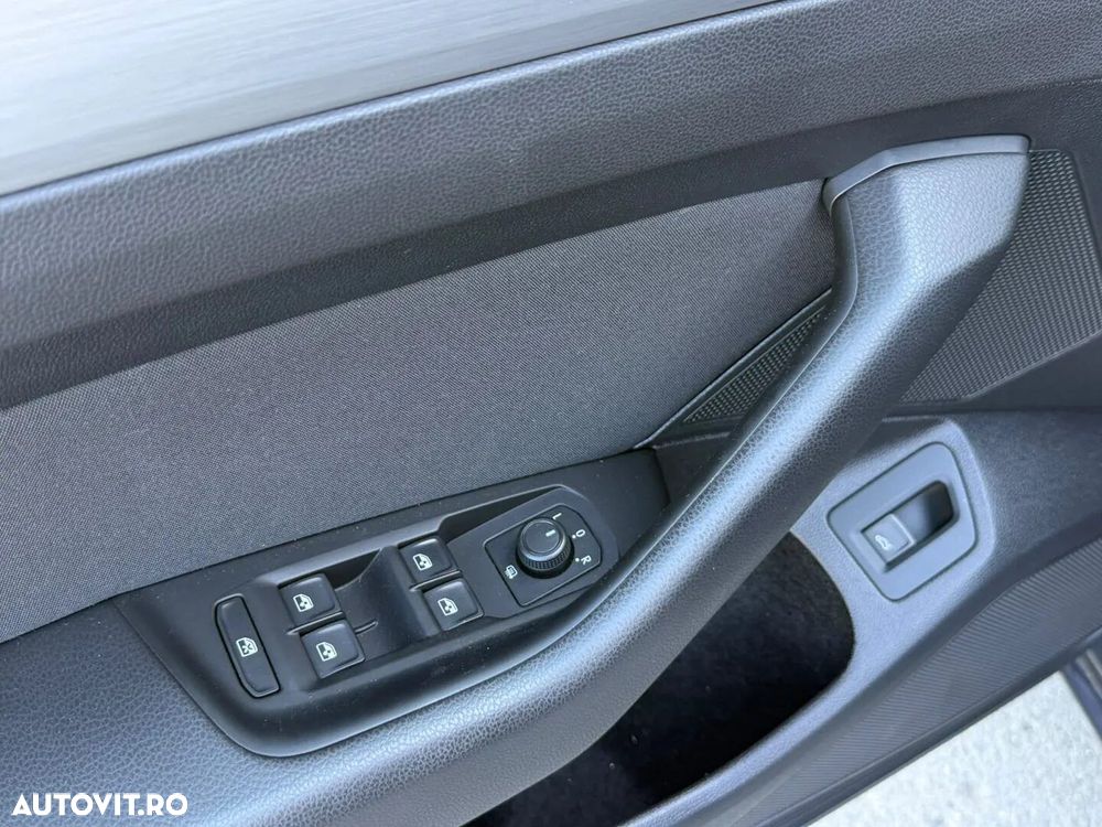 Volkswagen Passat 1.5 TSI ACT DSG Trendline - 22