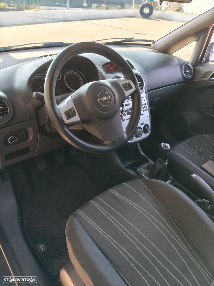 Opel Corsa 1.2 Cosmo - 7
