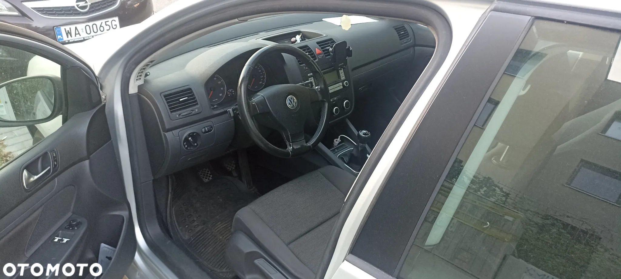Volkswagen Golf V 1.6 FSI Comfortline - 9