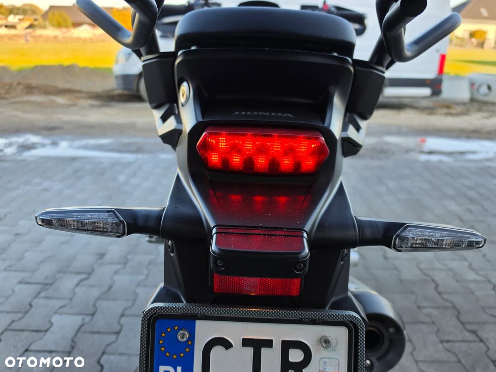 Honda VFR - 17