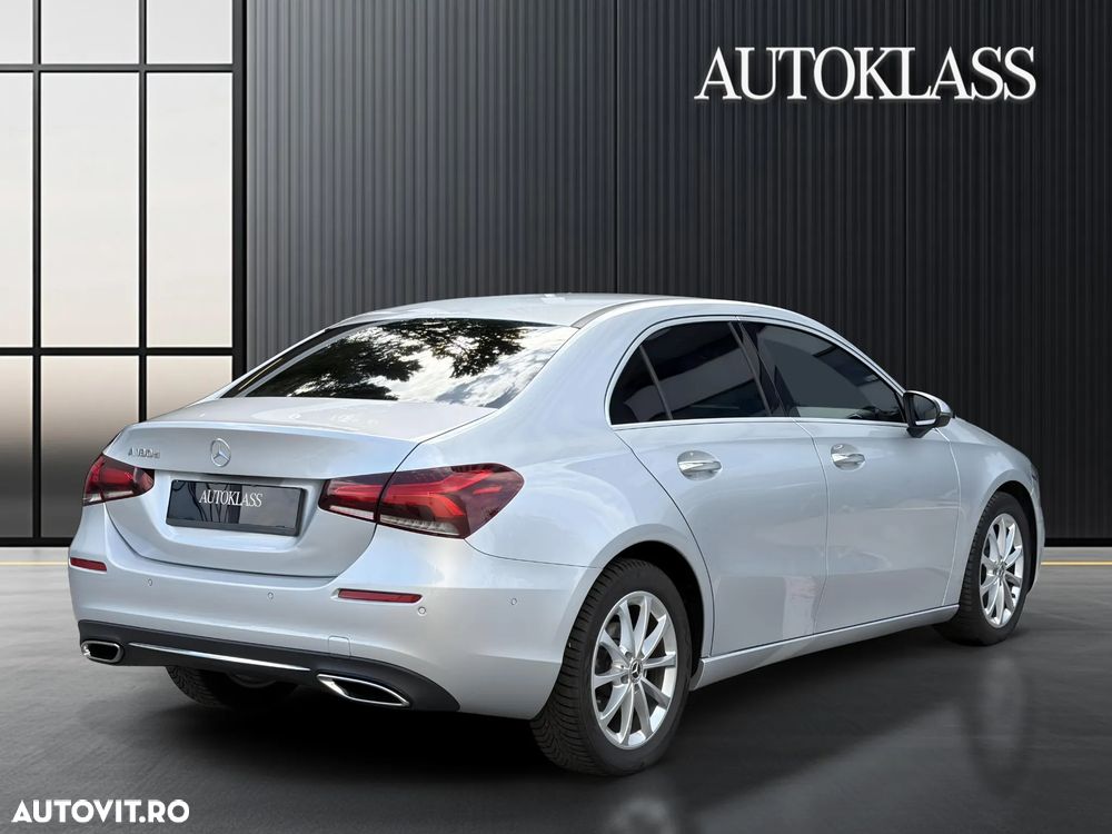 Mercedes-Benz A 180 d Sedan Aut. - 4