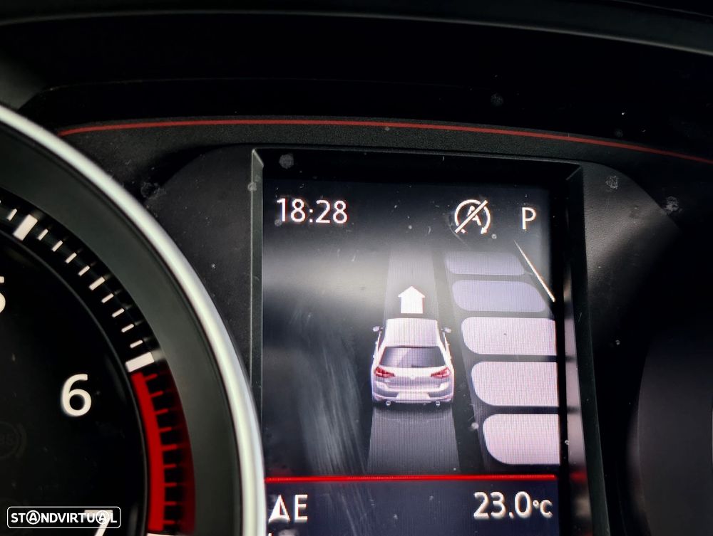 VW Golf 2.0 TSi GTi DSG Performance - 22