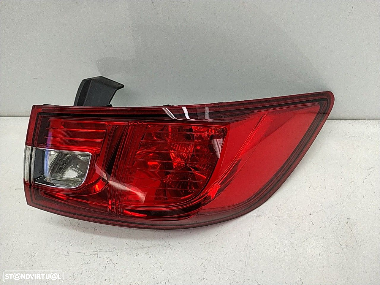 Farolim Tras Direito Painel Stop Renault Clio Iv (Bh_) - 2