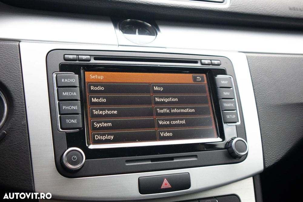Volkswagen Passat - 20