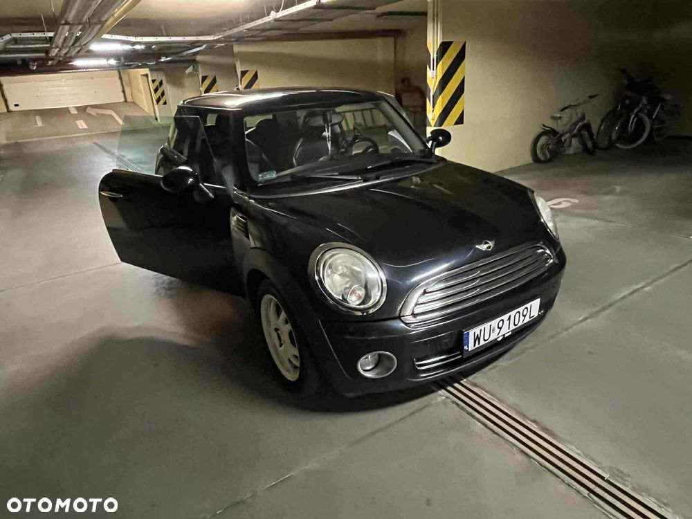 MINI Cooper Standard - 9