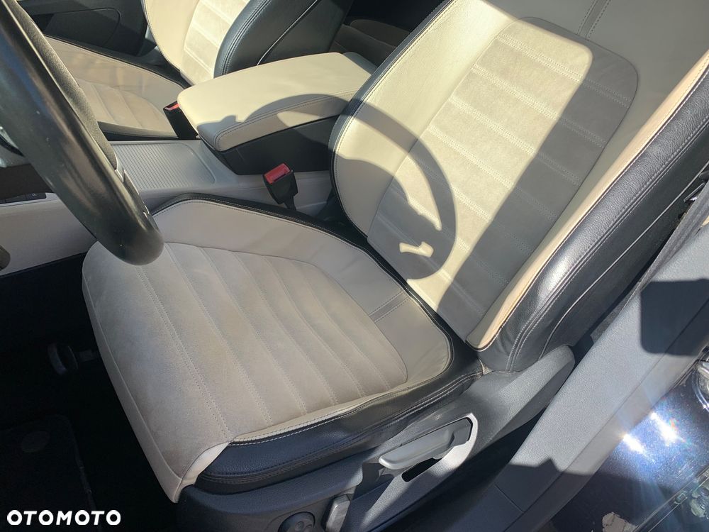 Volkswagen CC 2.0 TDI BlueMotion Technology DSG - 11
