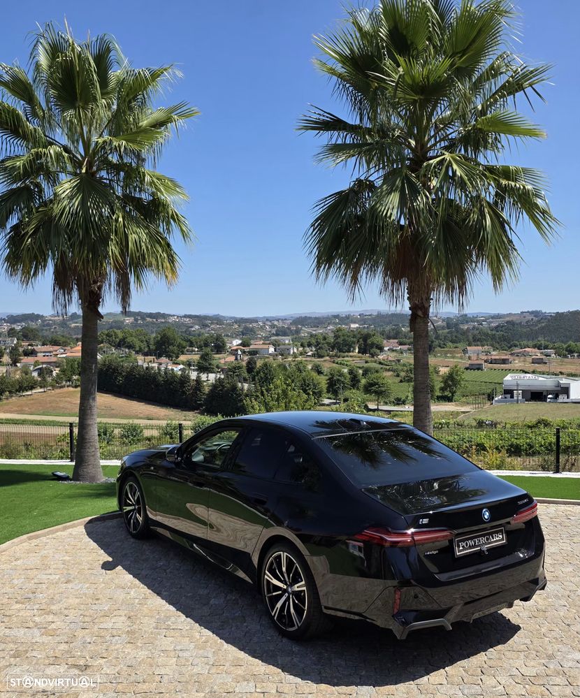 BMW i5 eDrive40 Pack Desportivo M Pro - 19