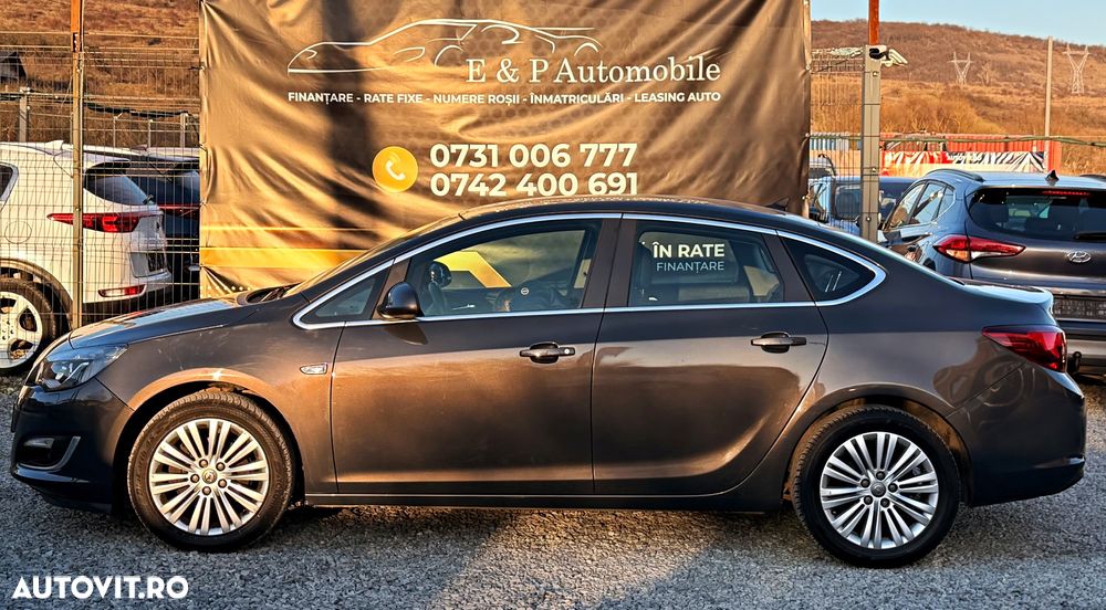 Opel Astra 1.6 D (CDTI DPF ecoFLEX) Start/Stop Excellence - 12