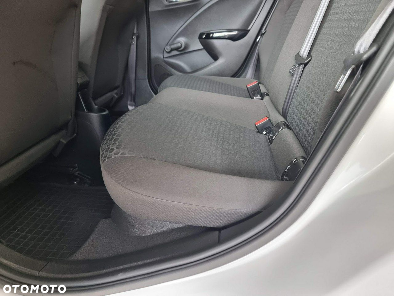Opel Corsa - 22