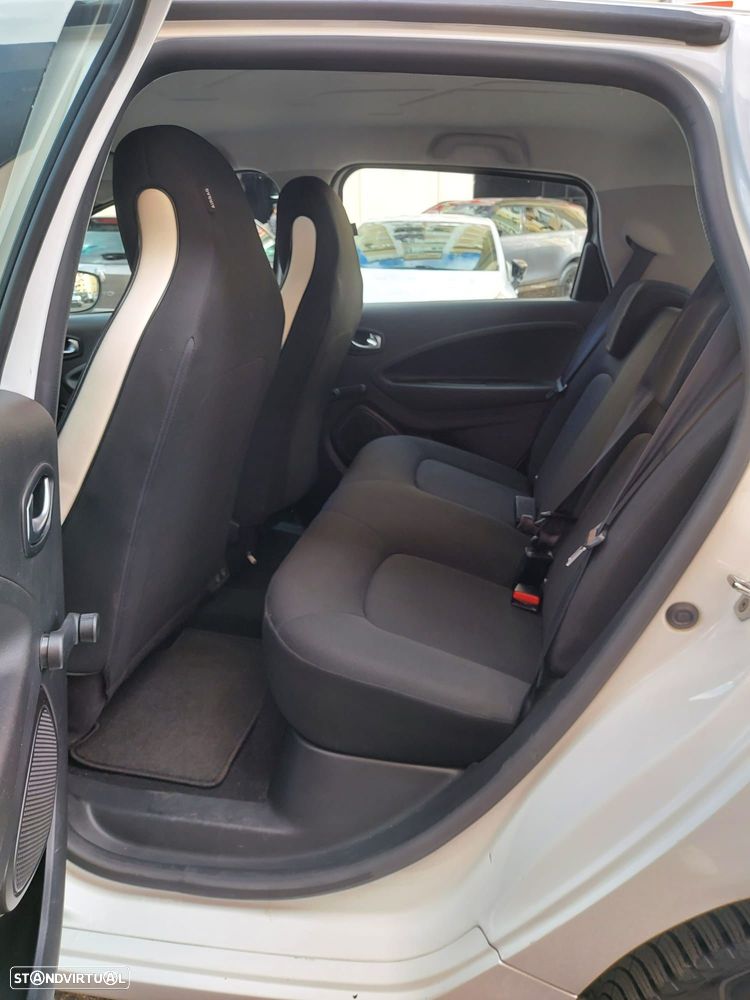 Renault Zoe - 13