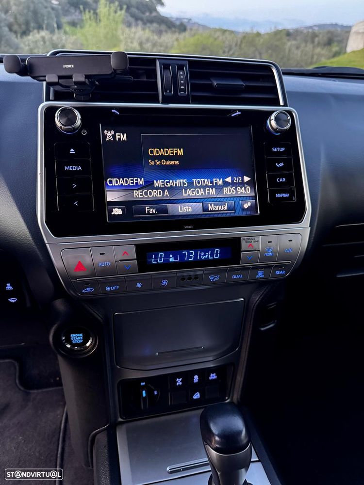 Toyota Land Cruiser 2.8 D-4D Auto Executive - 27