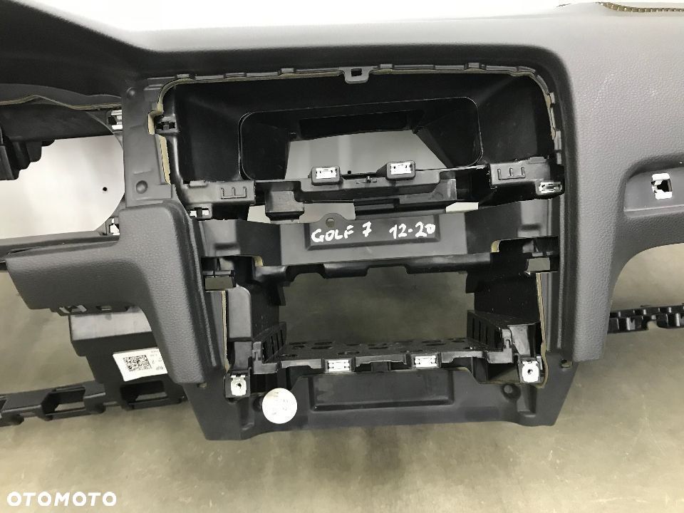Deska rozdzielcza VW Golf VII 7 kokpit konsola po wystrzale poduszki 2012-2020r. - 10