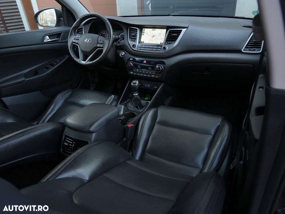 Hyundai Tucson 1.6 Turbo 4WD Premium - 23