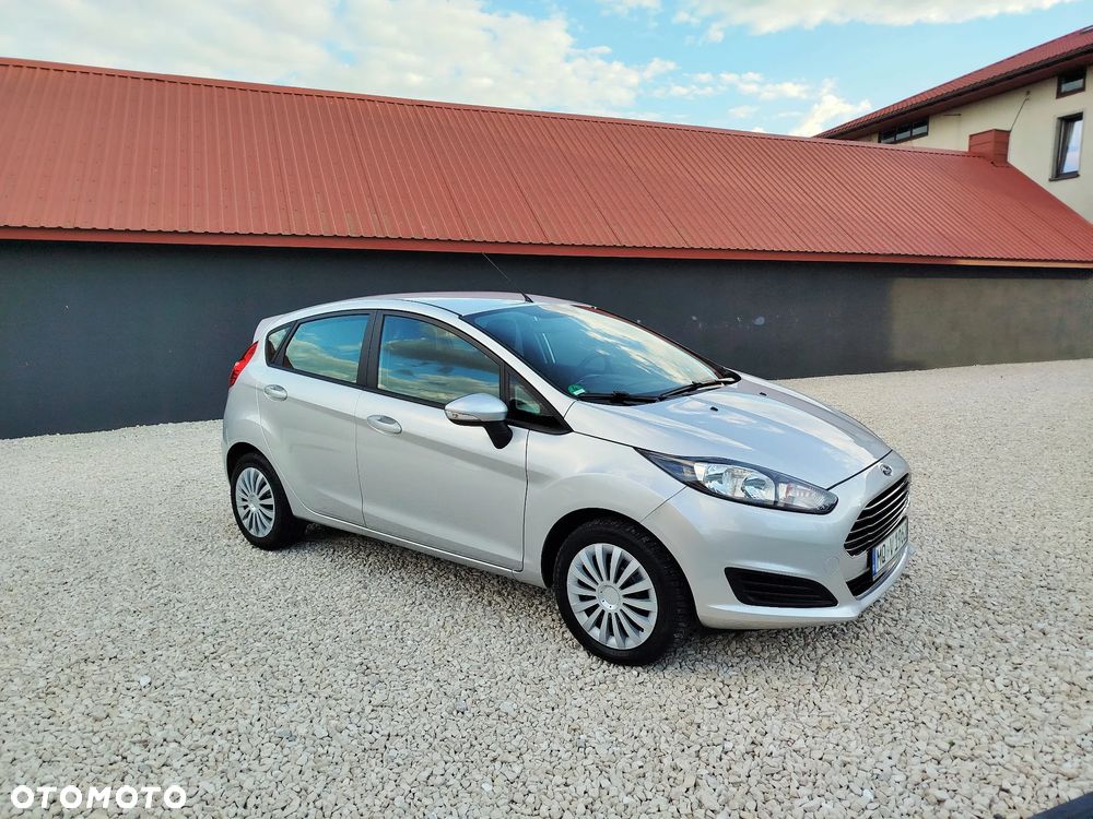 Ford Fiesta - 9