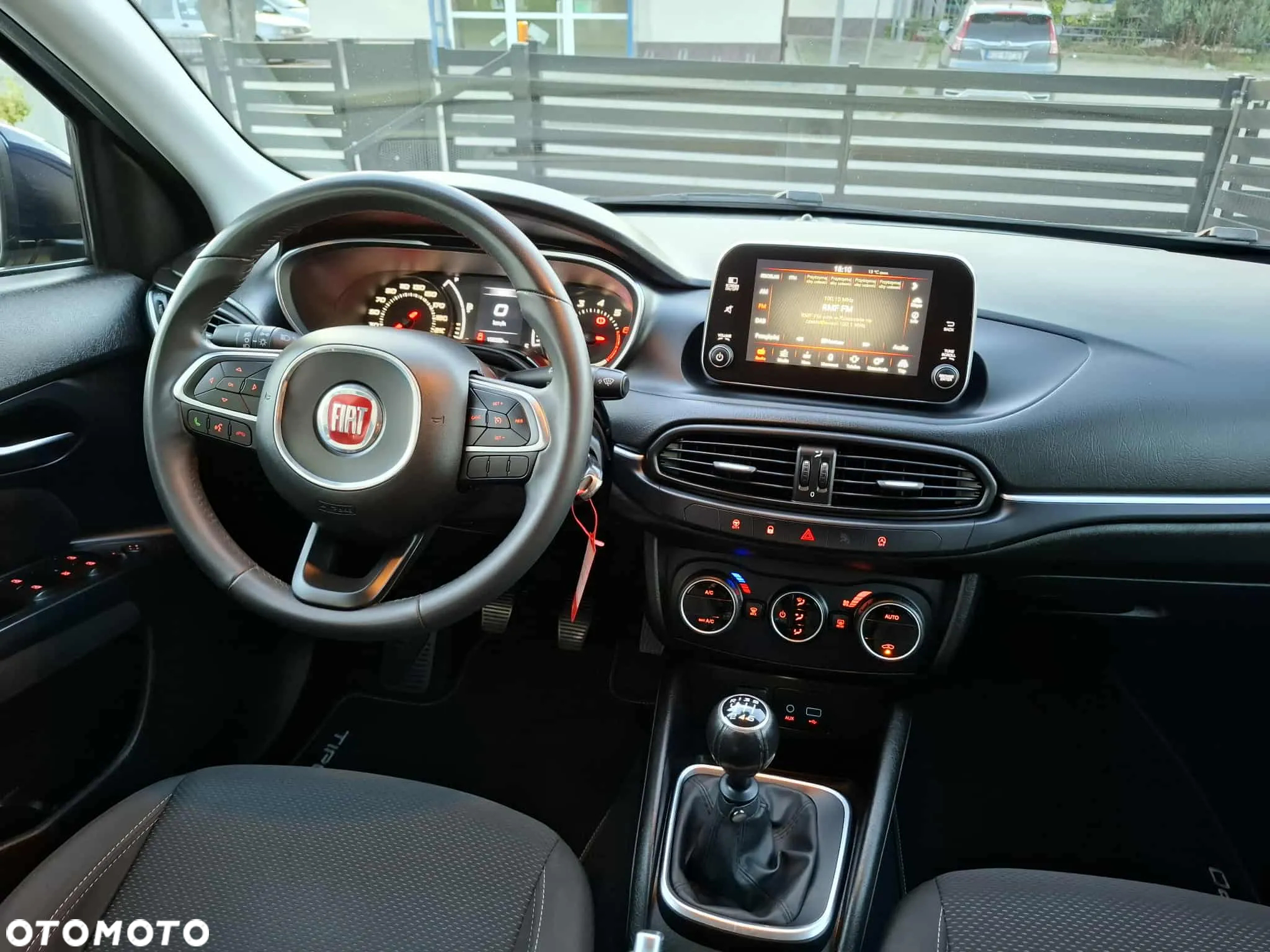 Fiat Tipo Kombi 1.4 T-Jet Lounge - 19
