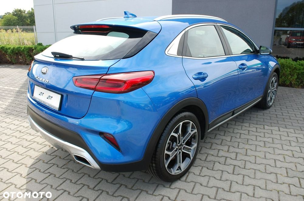 Kia XCeed - 12