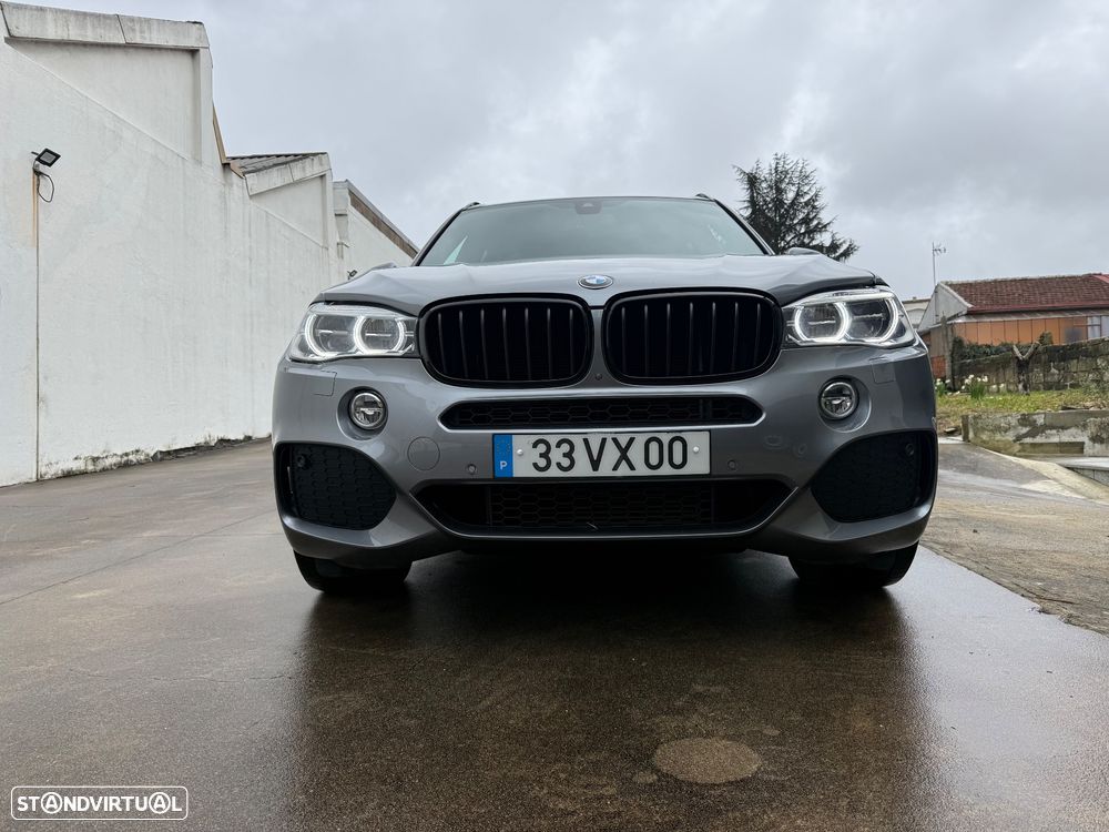 BMW X5 25 d xDrive Pack M 50 anos - 4