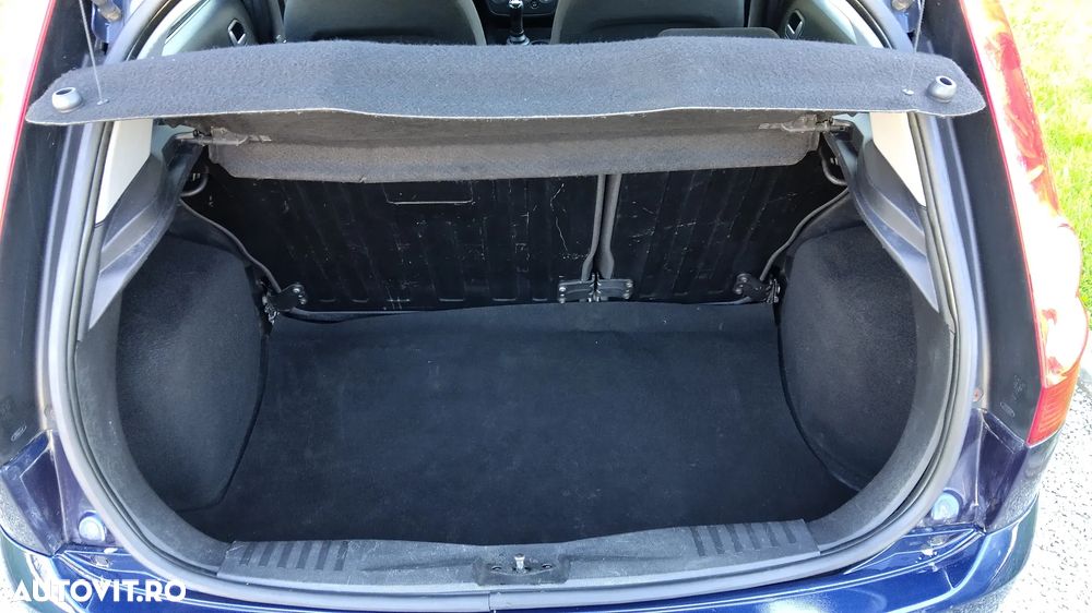 Ford Fiesta 1.25i Comfort - 11