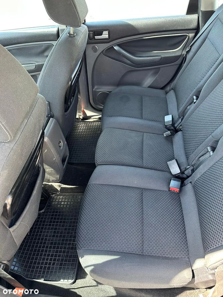 Ford C-MAX - 15
