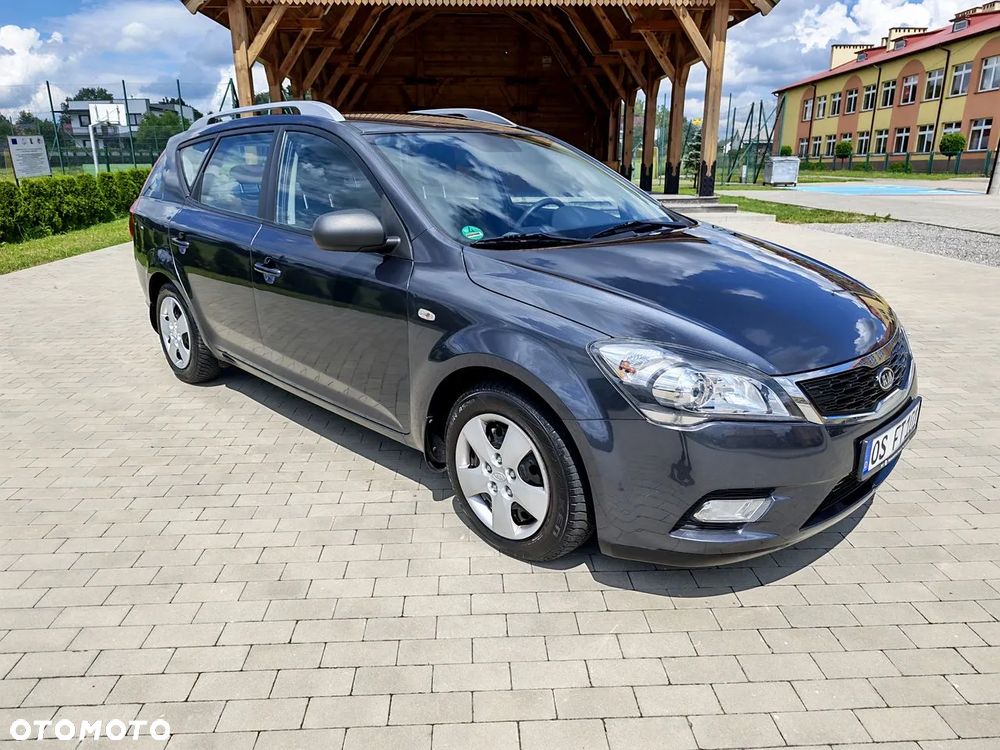 Kia Ceed 1.4 CVVT LX - 12
