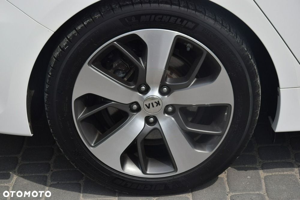 Kia Optima - 12
