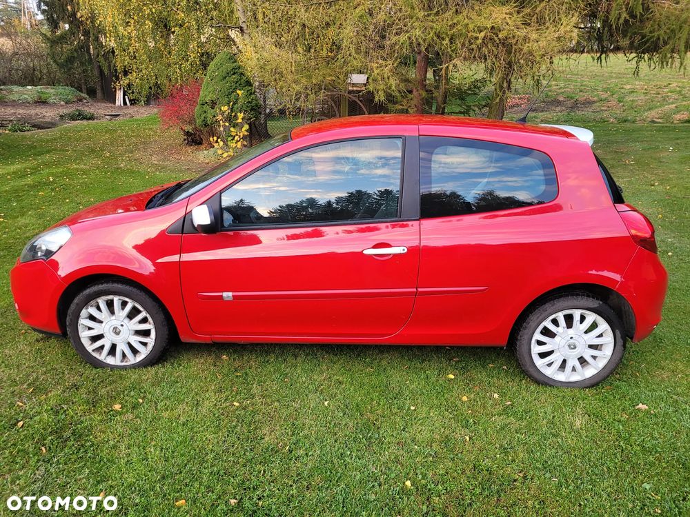 Renault Clio 2012 photo 4
