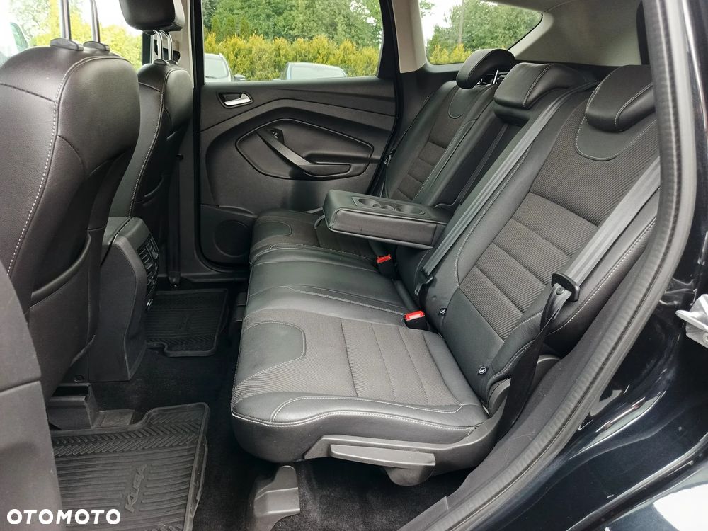 Ford Kuga 2.0 TDCi 4x4 Titanium - 24