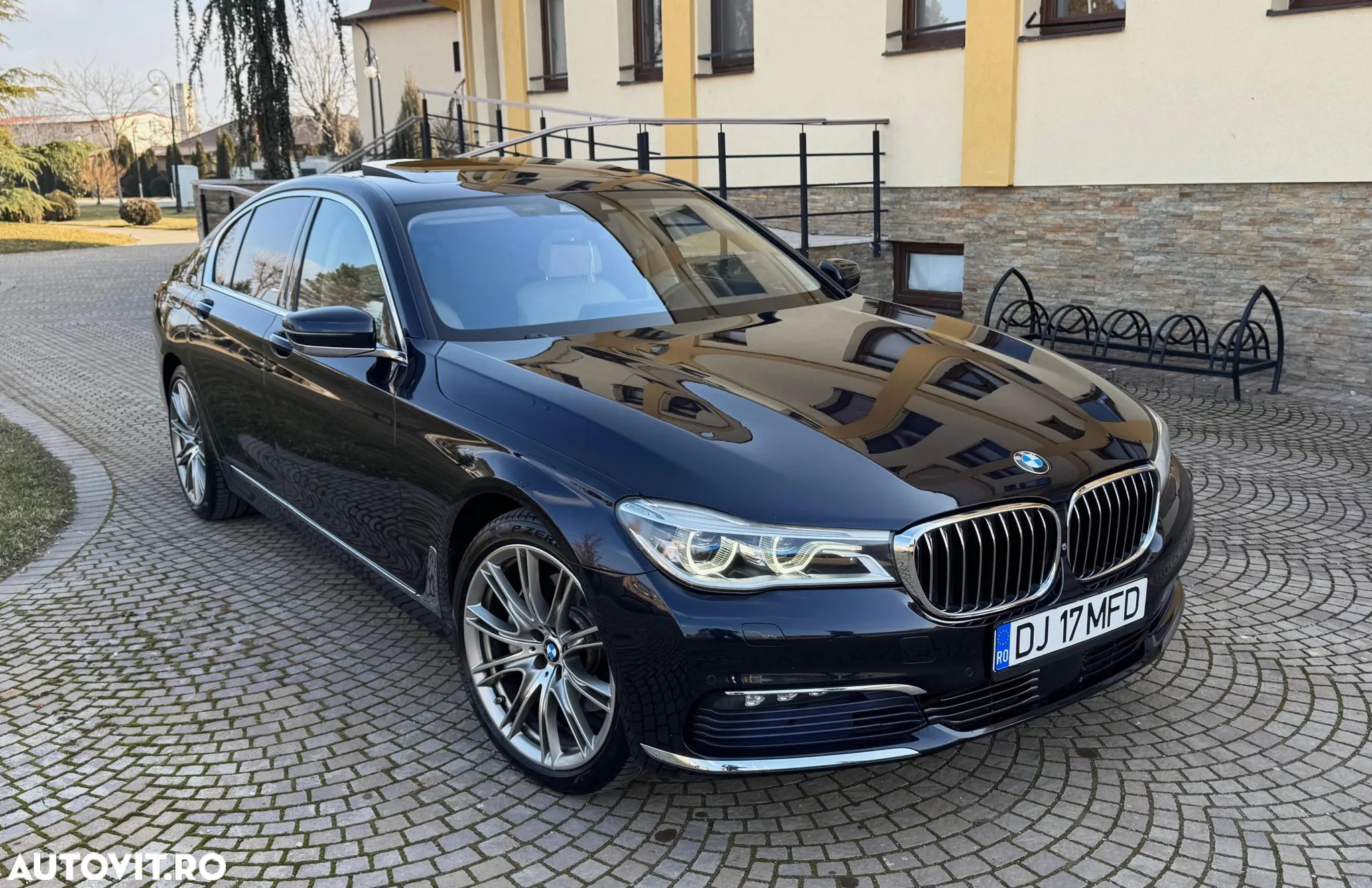 BMW Seria 7 740d xDrive - 1