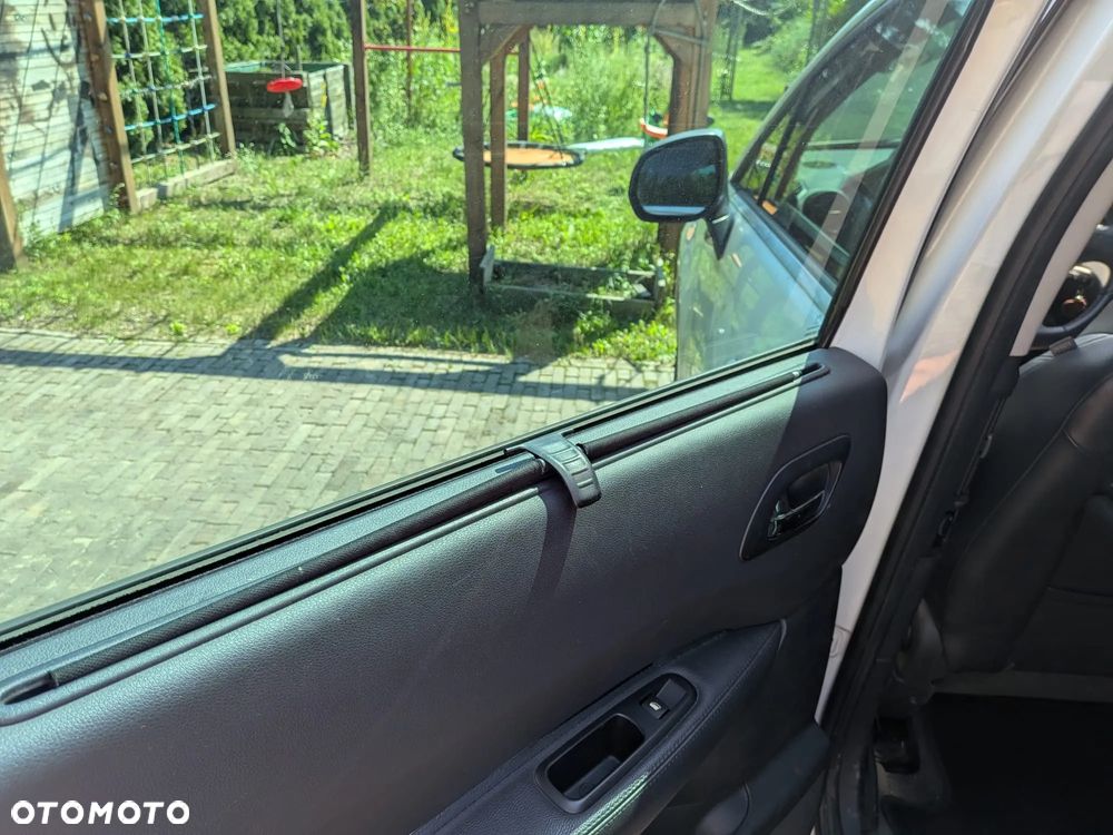 Peugeot 5008 1.6 THP Allure 7os - 10