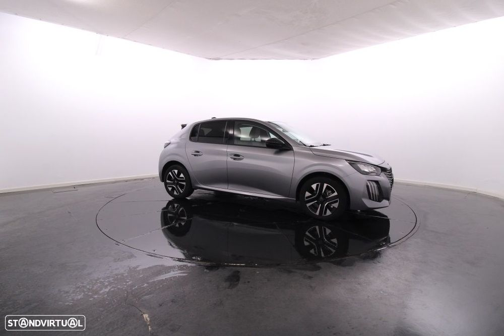 Peugeot 208 1.2 Hybrid Allure e-DCS6 - 11