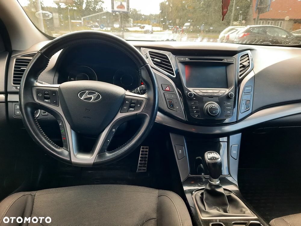 Hyundai i40 Kombi 1.7 CRDi Premium - 6