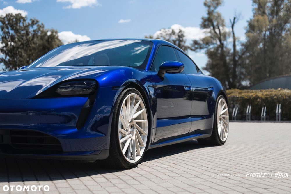 Porsche Taycan 22-calowe felgi Turismo RST  + opony letnie Michelin PS4 - 14