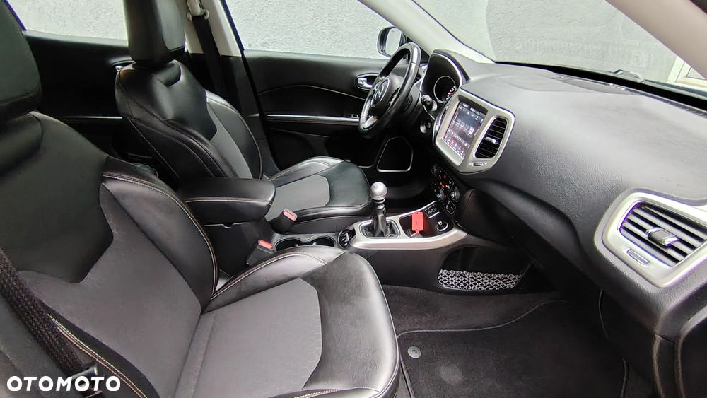 Jeep Compass 1.4 MultiAir Longitude - 15