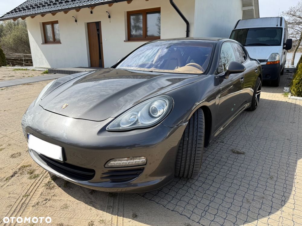 Porsche Panamera 4 PDK - 3