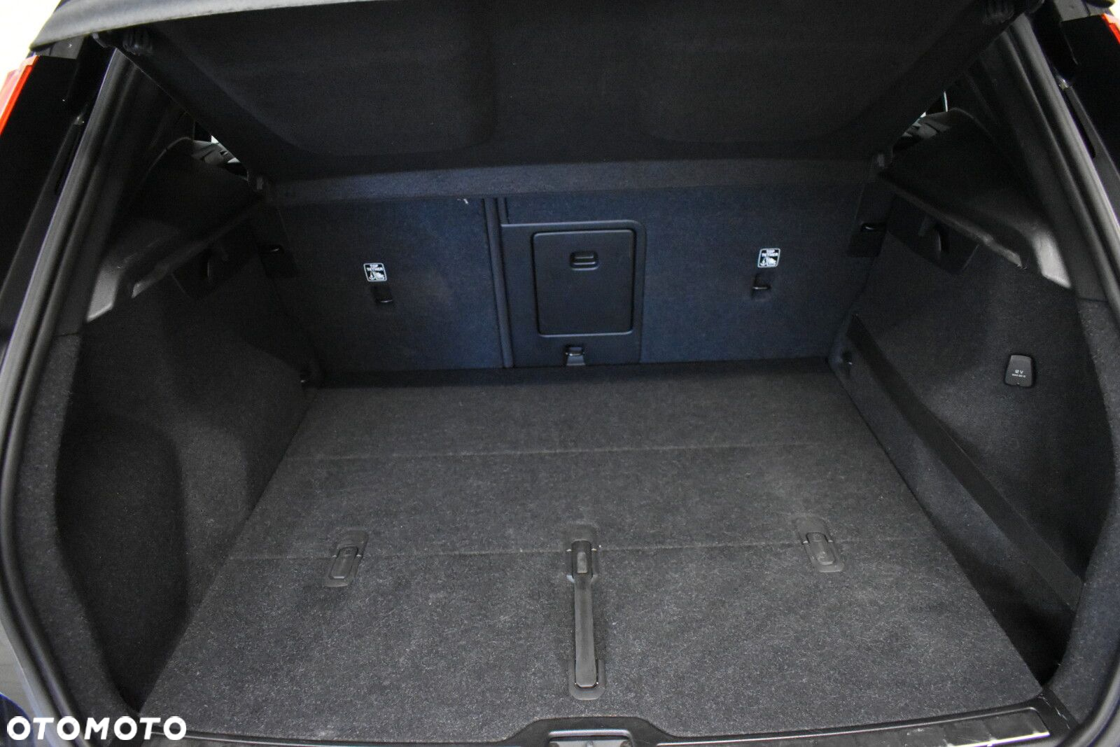 Volvo XC 40 - 20