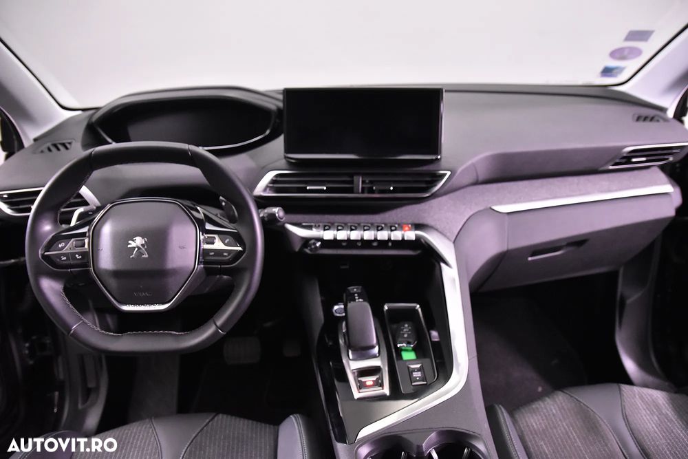 Peugeot 3008 225 e-EAT8 Allure - 11