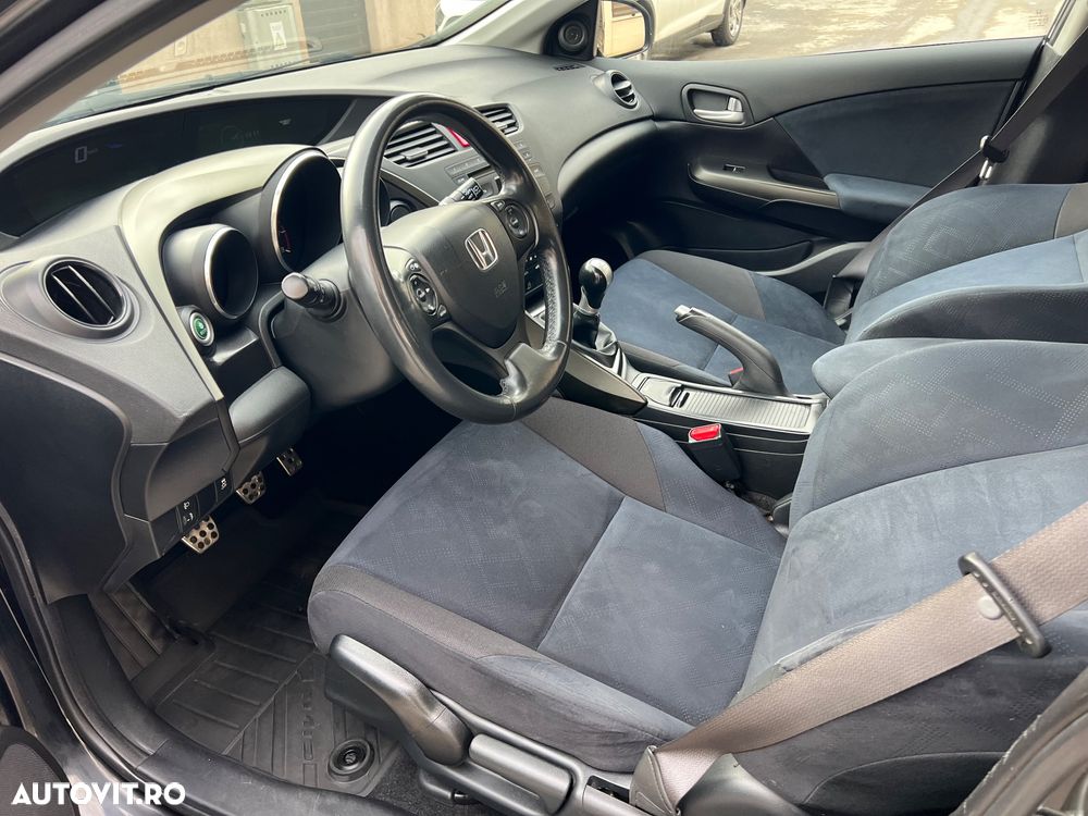 Honda Civic 1.8i Exec - 13