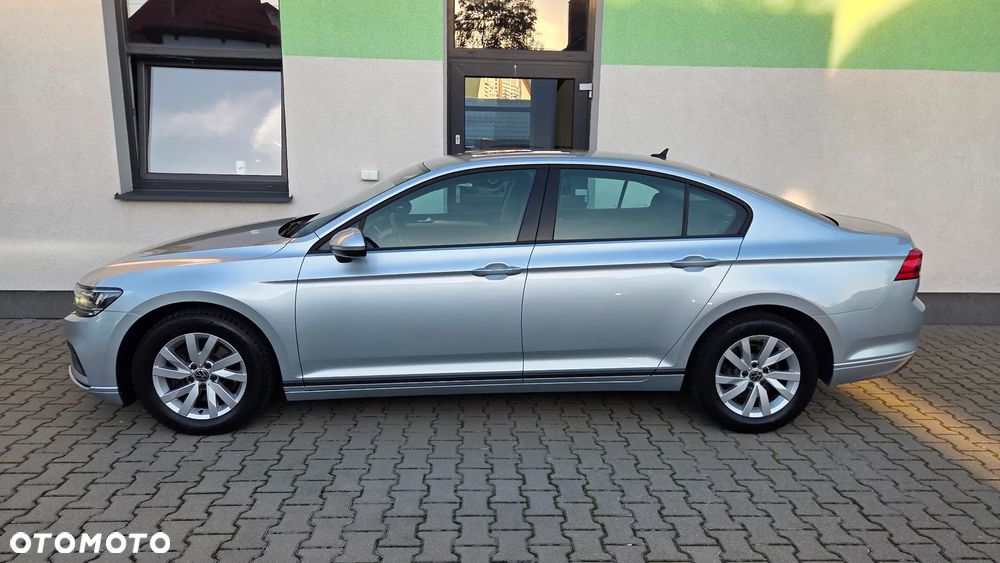Volkswagen Passat 1.5 TSI EVO Essence DSG - 5